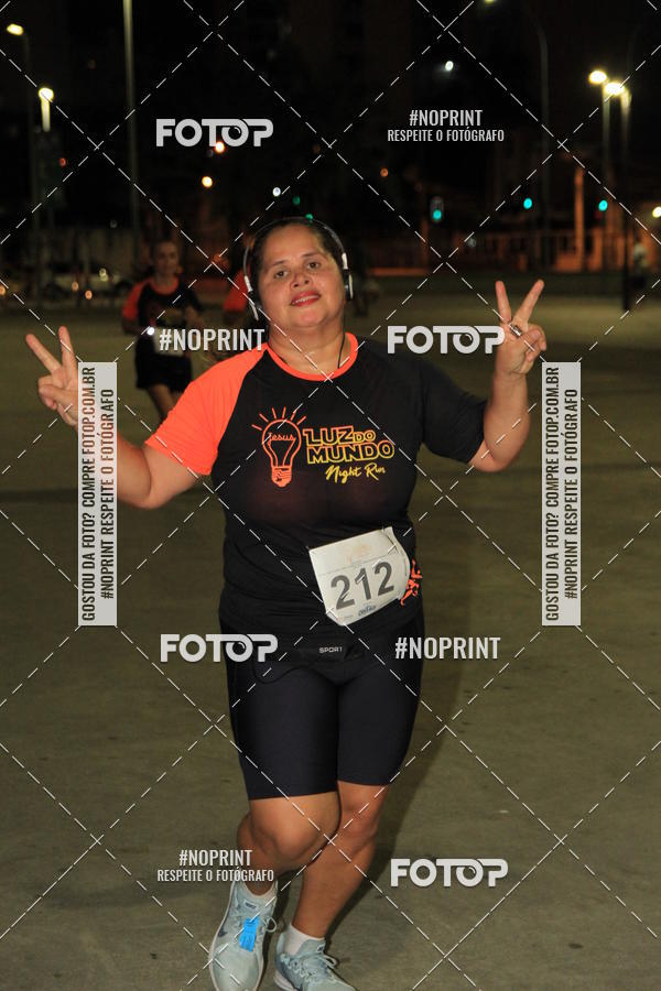 Buy your photos of the eventLuz do Mundo Night Run on Fotop