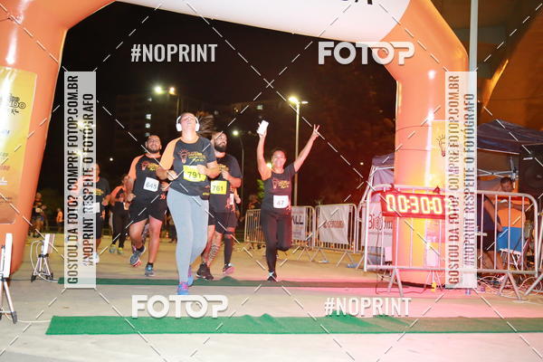 Buy your photos of the eventLuz do Mundo Night Run on Fotop