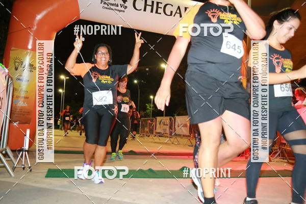 Buy your photos of the eventLuz do Mundo Night Run on Fotop