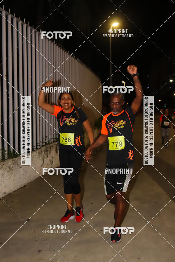 Buy your photos of the eventLuz do Mundo Night Run on Fotop