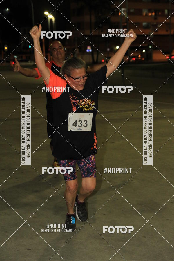 Buy your photos of the eventLuz do Mundo Night Run on Fotop