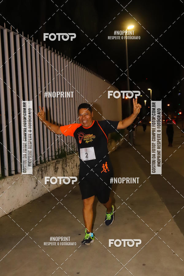 Buy your photos of the eventLuz do Mundo Night Run on Fotop