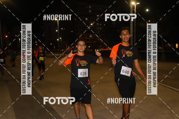 Buy your photos of the eventLuz do Mundo Night Run on Fotop