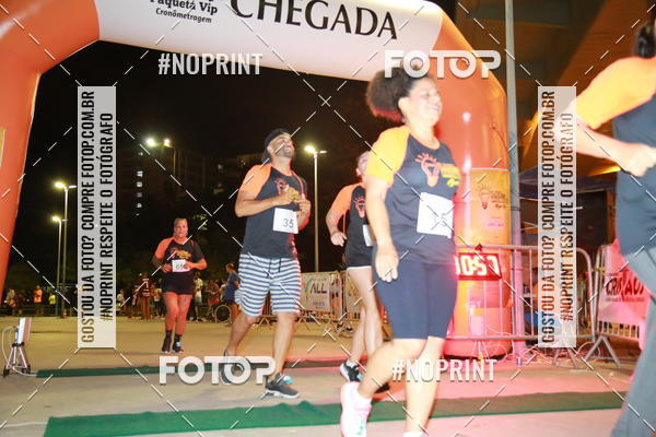 Buy your photos of the eventLuz do Mundo Night Run on Fotop