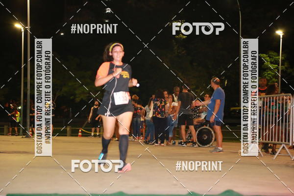 Buy your photos of the eventLuz do Mundo Night Run on Fotop