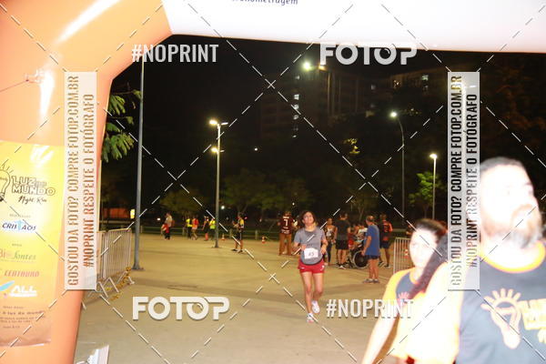 Buy your photos of the eventLuz do Mundo Night Run on Fotop