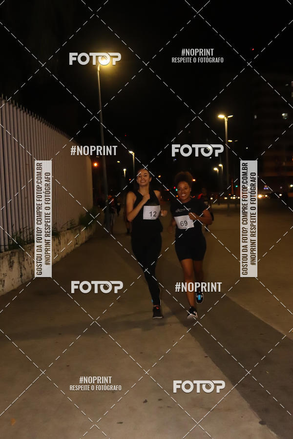 Buy your photos of the eventLuz do Mundo Night Run on Fotop