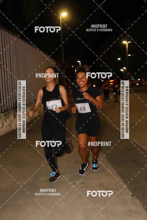 Buy your photos of the eventLuz do Mundo Night Run on Fotop
