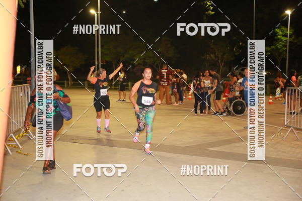Buy your photos of the eventLuz do Mundo Night Run on Fotop