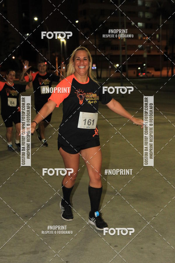 Buy your photos of the eventLuz do Mundo Night Run on Fotop