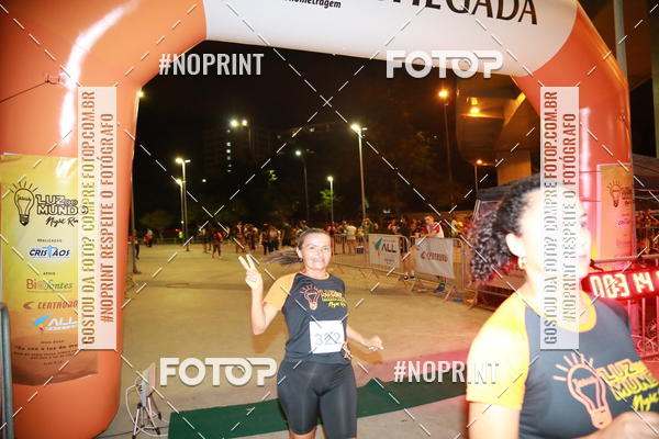 Buy your photos of the eventLuz do Mundo Night Run on Fotop