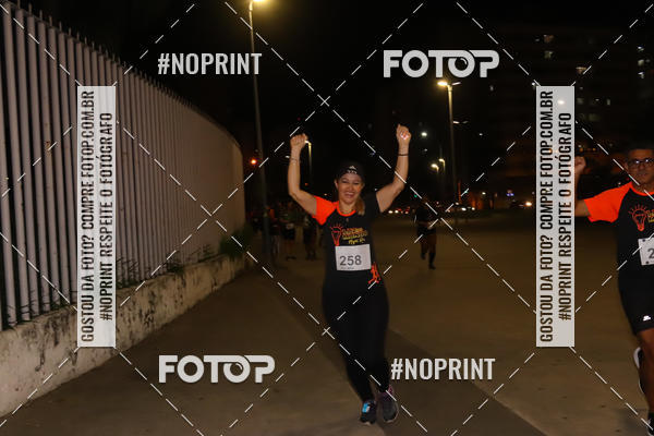 Buy your photos of the eventLuz do Mundo Night Run on Fotop