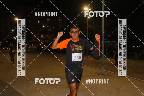 Buy your photos of the eventLuz do Mundo Night Run on Fotop