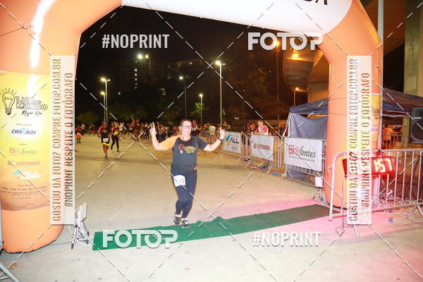 Buy your photos of the eventLuz do Mundo Night Run on Fotop