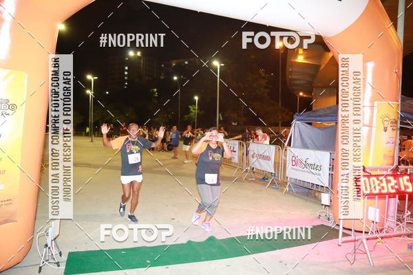 Buy your photos of the eventLuz do Mundo Night Run on Fotop