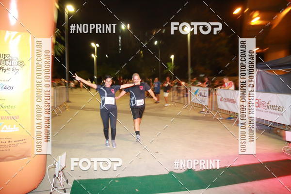 Buy your photos of the eventLuz do Mundo Night Run on Fotop