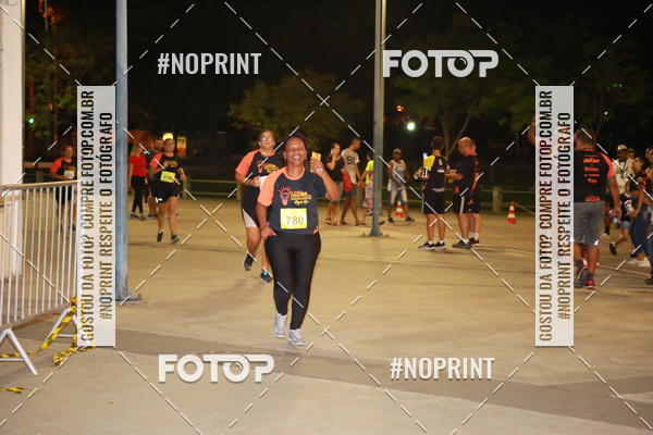 Buy your photos of the eventLuz do Mundo Night Run on Fotop