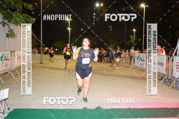 Buy your photos of the eventLuz do Mundo Night Run on Fotop