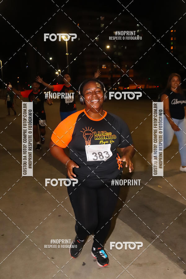 Buy your photos of the eventLuz do Mundo Night Run on Fotop