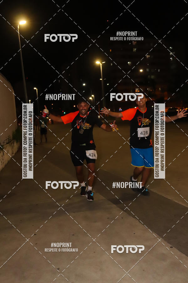 Buy your photos of the eventLuz do Mundo Night Run on Fotop