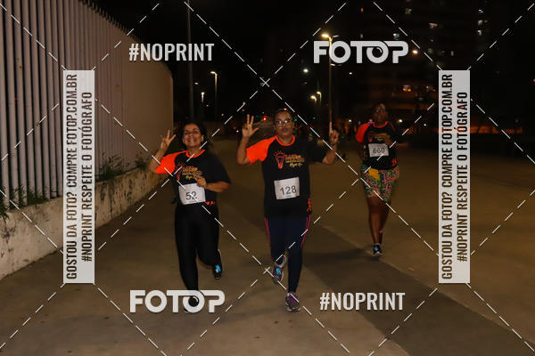 Buy your photos of the eventLuz do Mundo Night Run on Fotop