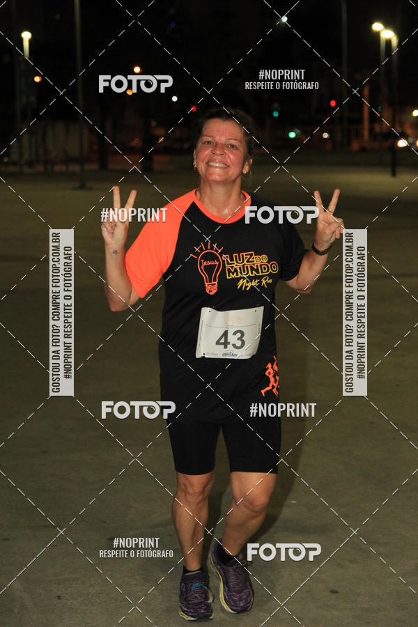 Buy your photos of the eventLuz do Mundo Night Run on Fotop