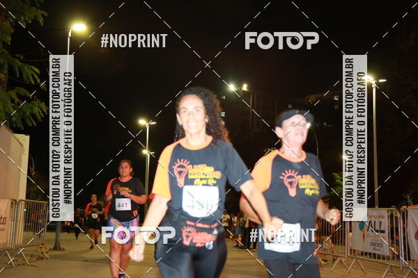 Buy your photos of the eventLuz do Mundo Night Run on Fotop