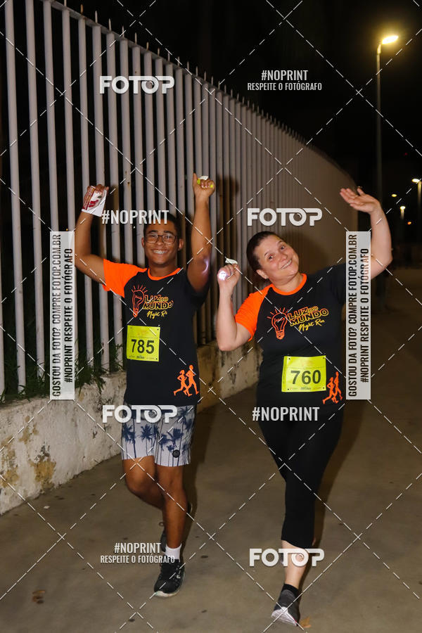 Buy your photos of the eventLuz do Mundo Night Run on Fotop