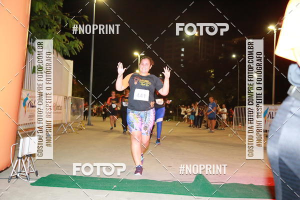 Buy your photos of the eventLuz do Mundo Night Run on Fotop
