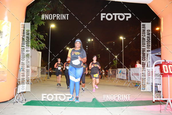 Buy your photos of the eventLuz do Mundo Night Run on Fotop