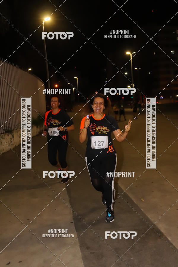 Buy your photos of the eventLuz do Mundo Night Run on Fotop