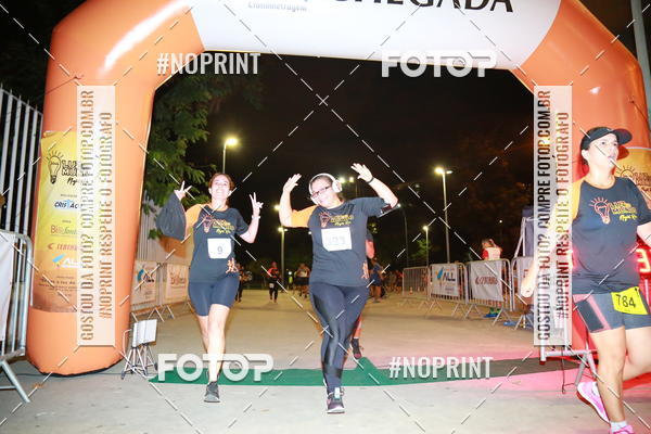 Buy your photos of the eventLuz do Mundo Night Run on Fotop