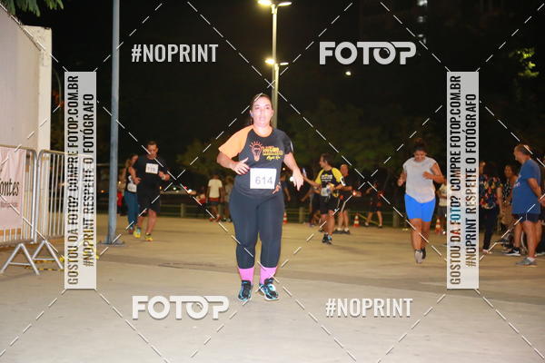 Buy your photos of the eventLuz do Mundo Night Run on Fotop