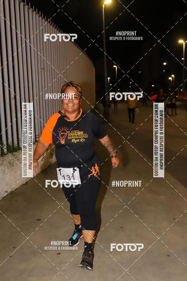 Buy your photos of the eventLuz do Mundo Night Run on Fotop