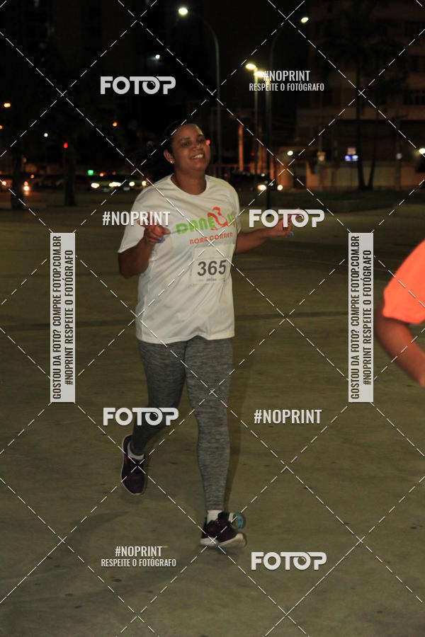 Buy your photos of the eventLuz do Mundo Night Run on Fotop