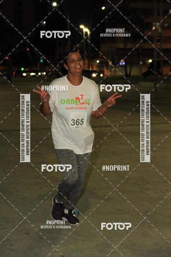 Buy your photos of the eventLuz do Mundo Night Run on Fotop