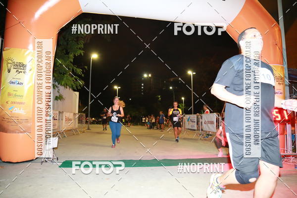 Buy your photos of the eventLuz do Mundo Night Run on Fotop