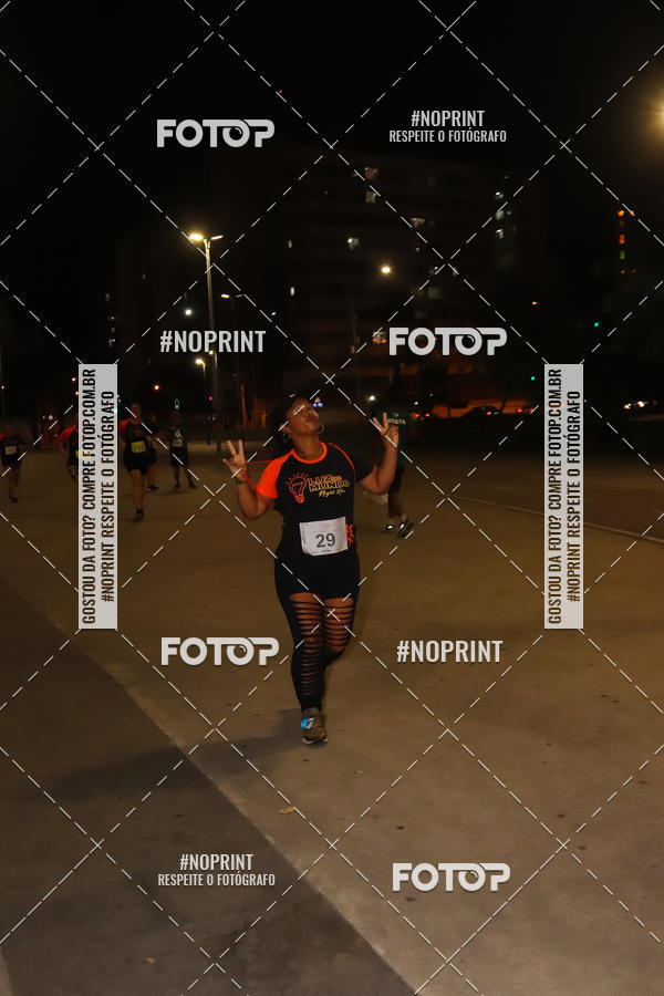 Buy your photos of the eventLuz do Mundo Night Run on Fotop