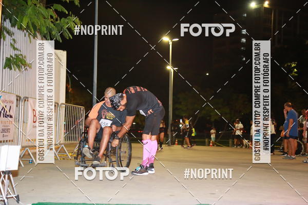 Buy your photos of the eventLuz do Mundo Night Run on Fotop