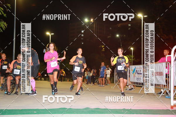 Buy your photos of the eventLuz do Mundo Night Run on Fotop