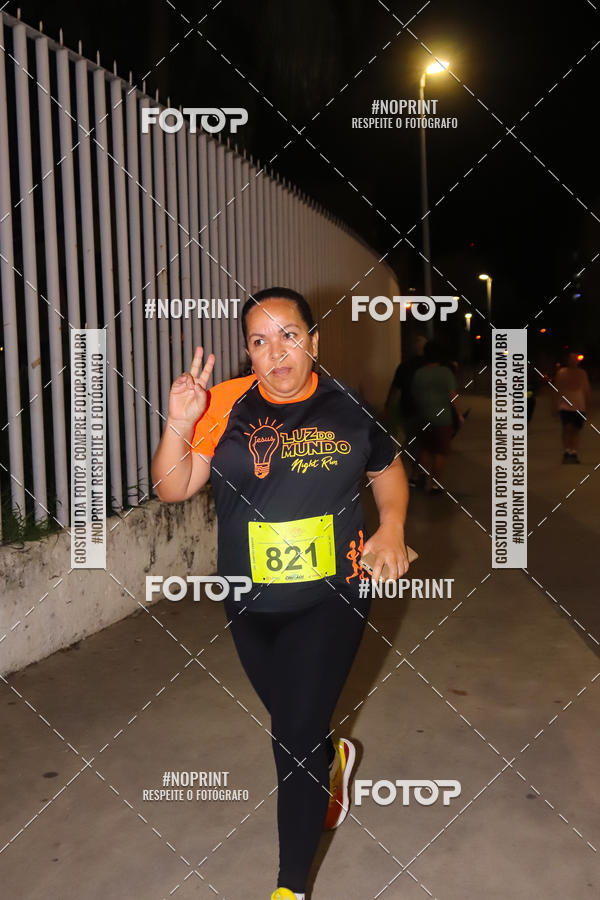 Buy your photos of the eventLuz do Mundo Night Run on Fotop