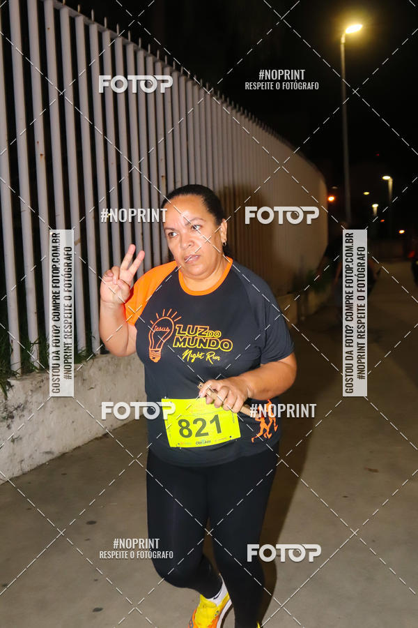 Buy your photos of the eventLuz do Mundo Night Run on Fotop