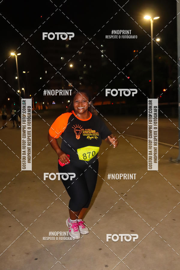 Buy your photos of the eventLuz do Mundo Night Run on Fotop