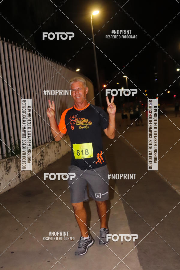 Buy your photos of the eventLuz do Mundo Night Run on Fotop