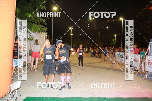 Buy your photos of the eventLuz do Mundo Night Run on Fotop