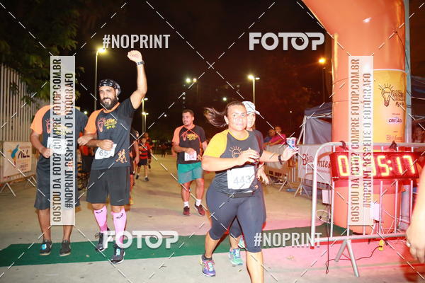 Buy your photos of the eventLuz do Mundo Night Run on Fotop