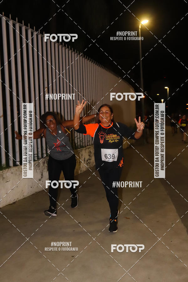 Buy your photos of the eventLuz do Mundo Night Run on Fotop