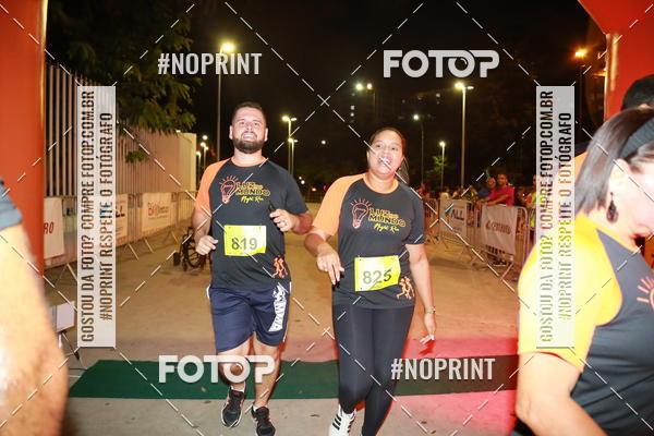 Buy your photos of the eventLuz do Mundo Night Run on Fotop