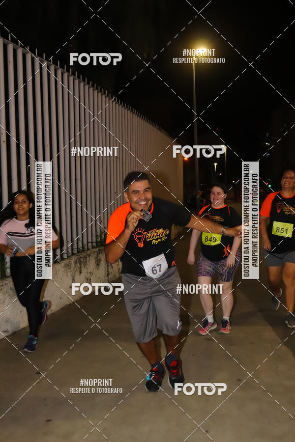 Buy your photos of the eventLuz do Mundo Night Run on Fotop