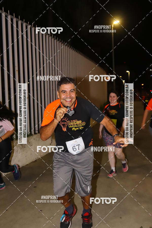 Buy your photos of the eventLuz do Mundo Night Run on Fotop